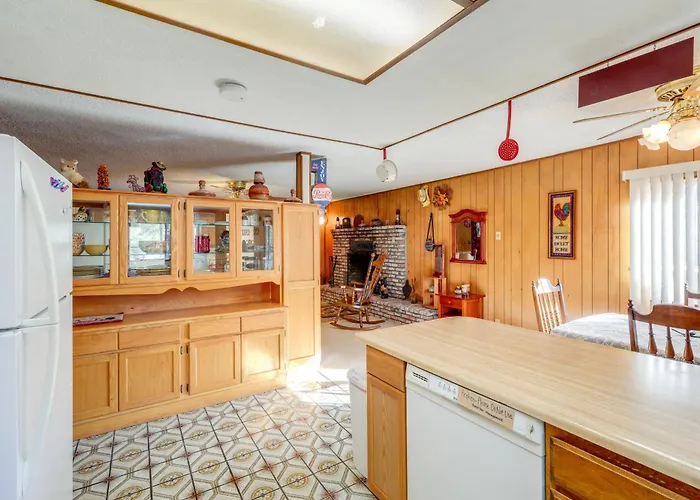 Deck & Forest Views: 'black Bear Cabin' In Payson Holiday home Kohls Ranch