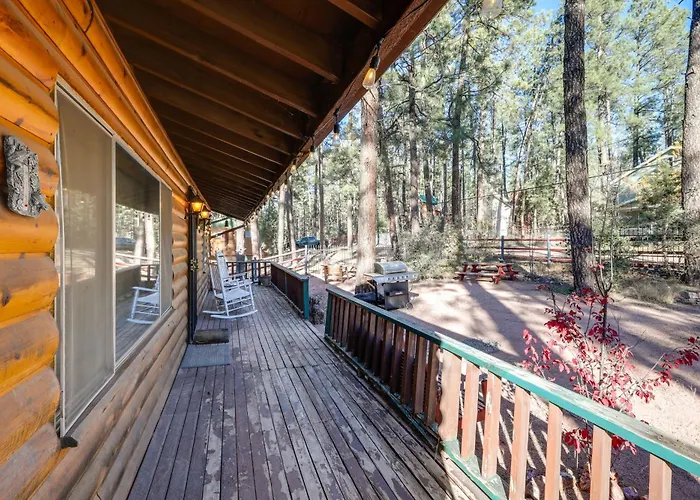 Deck & Forest Views: 'black Bear Cabin' In Payson Holiday home Kohls Ranch